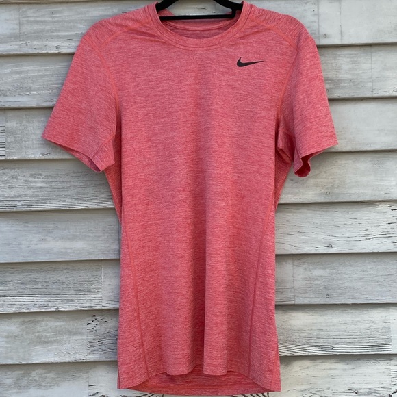 🟢5/$25 Nike dri-fit short sleeve t-shirt - Picture 6 of 7